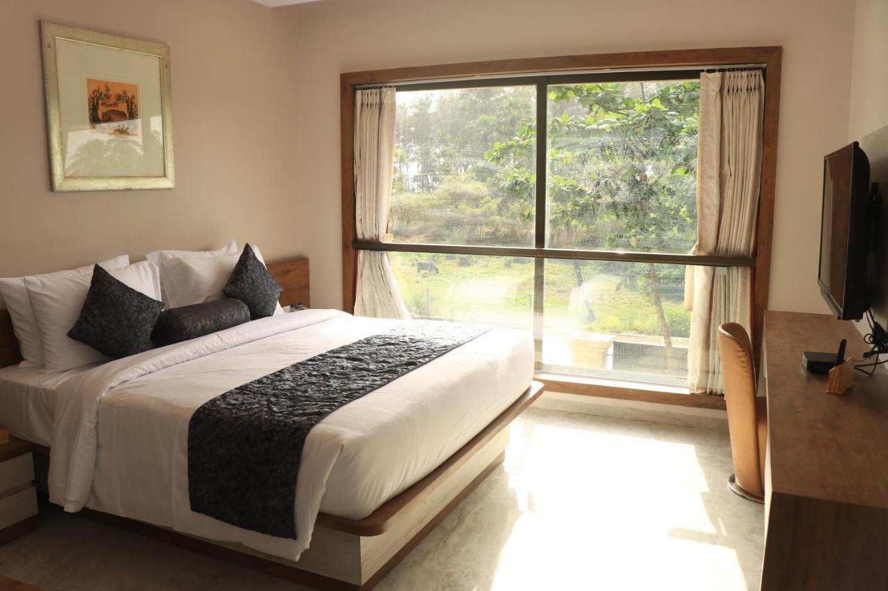 Nest Beacon Resort Daman Dış mekan fotoğraf